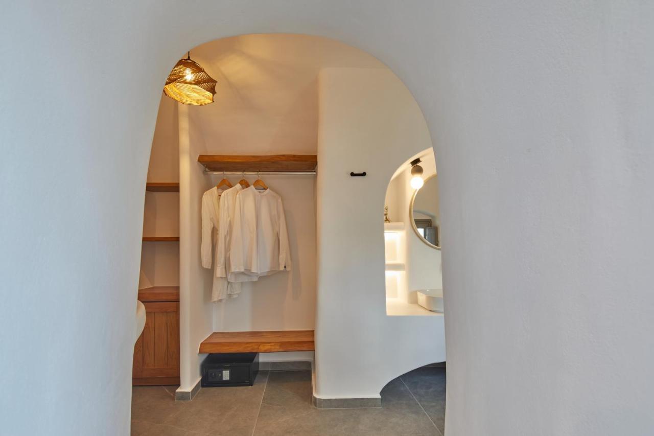 Allure Breeze Suites Ía Kültér fotó