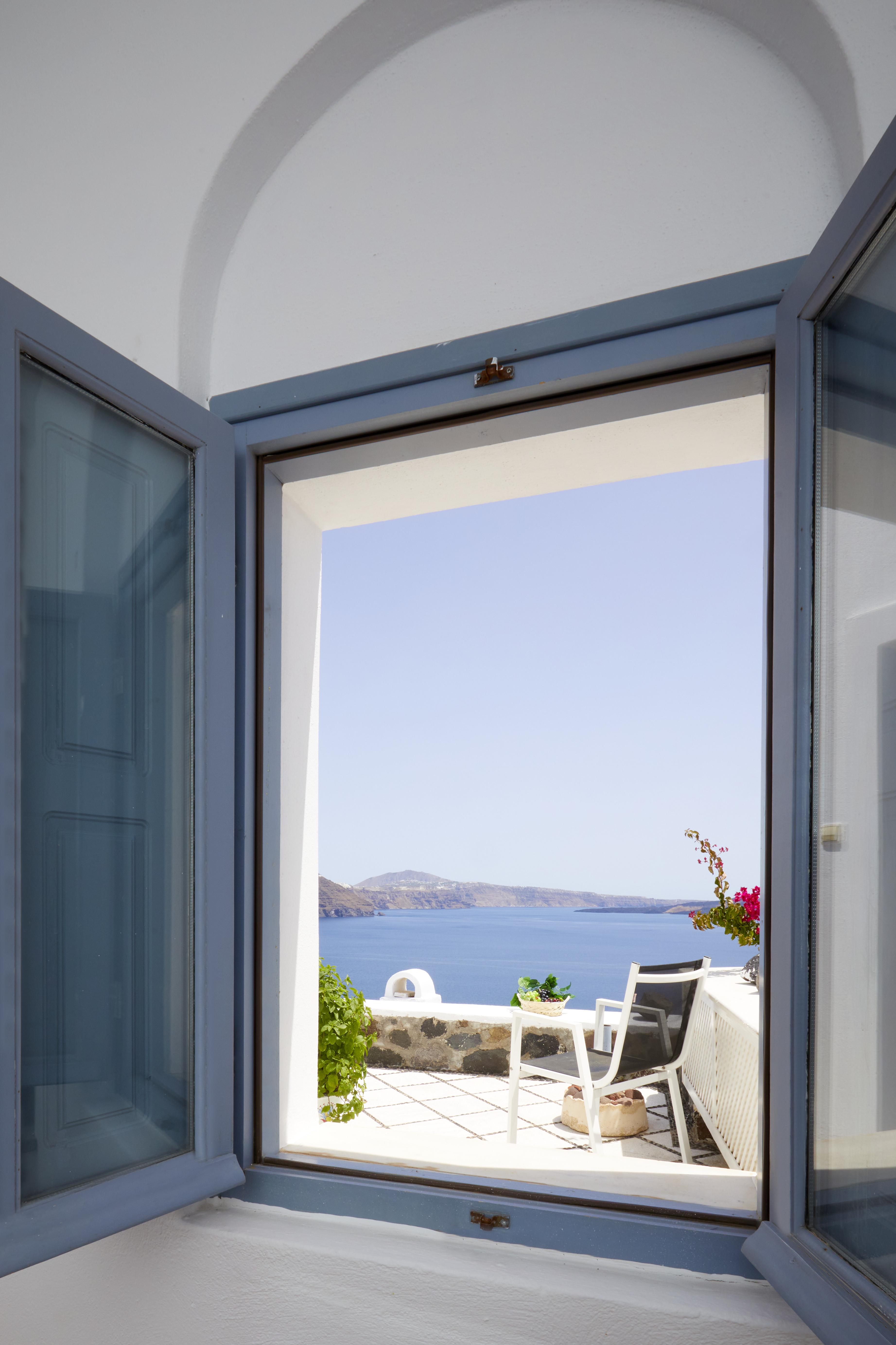 Allure Breeze Suites Ía Kültér fotó