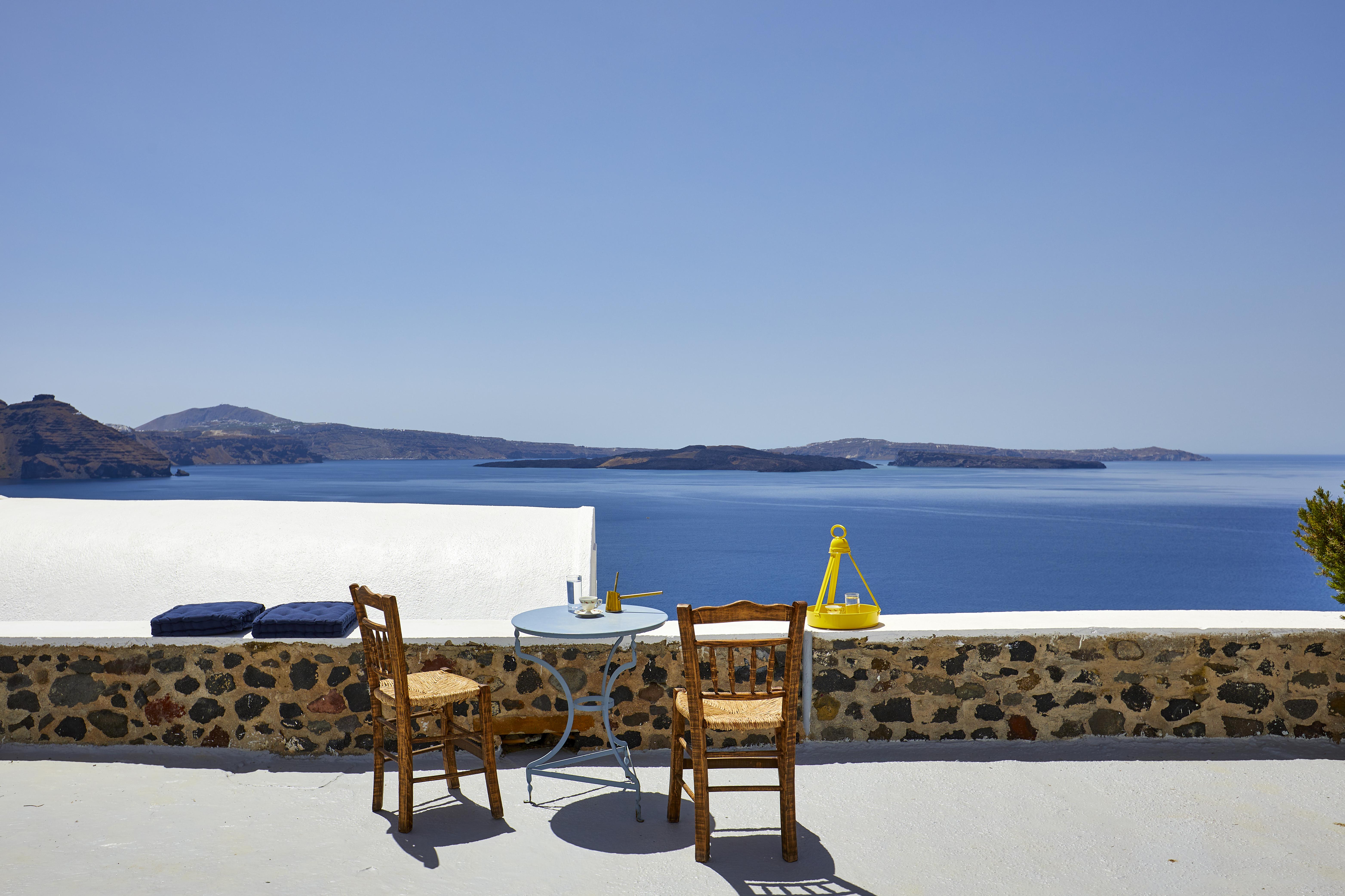 Allure Breeze Suites Ía Kültér fotó