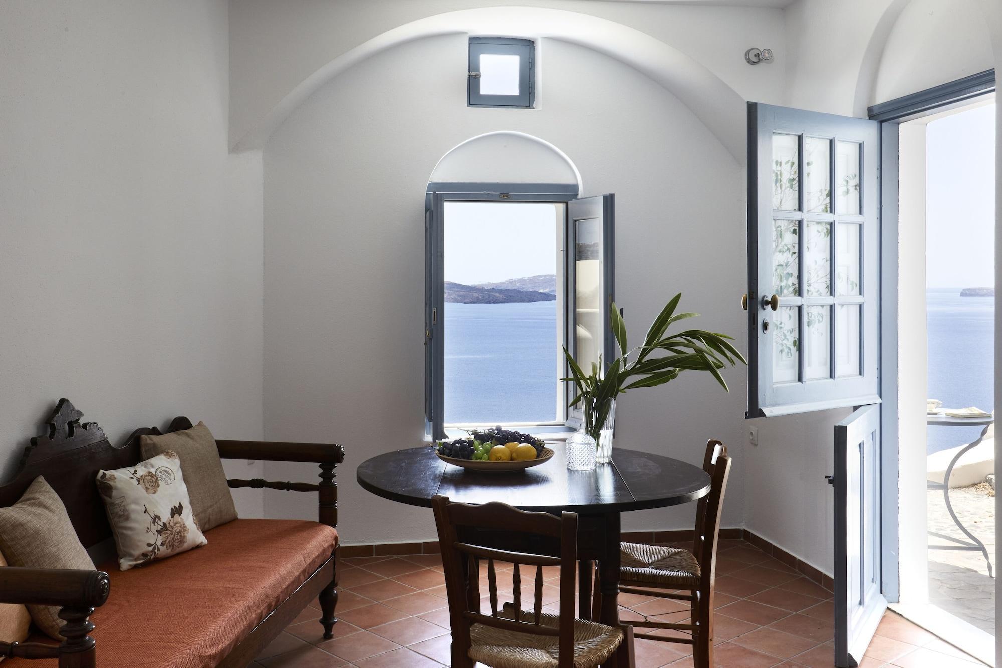 Allure Breeze Suites Ía Kültér fotó